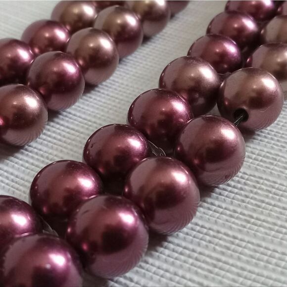 Purple Plastic Beaded Elasticized Double Strand Lightweight Choker Necklace - Picture 8 of 9